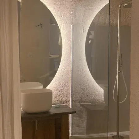 Stageroom01 - דירה מטרה